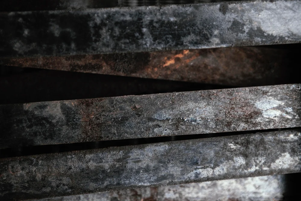 karbon çelik bıçak, yüksek karbonlu çelik, bıçak çeliği türleri, patina nedir, karbon çelik bakımı, şef bıçağı teknik özellikler, My L'arte